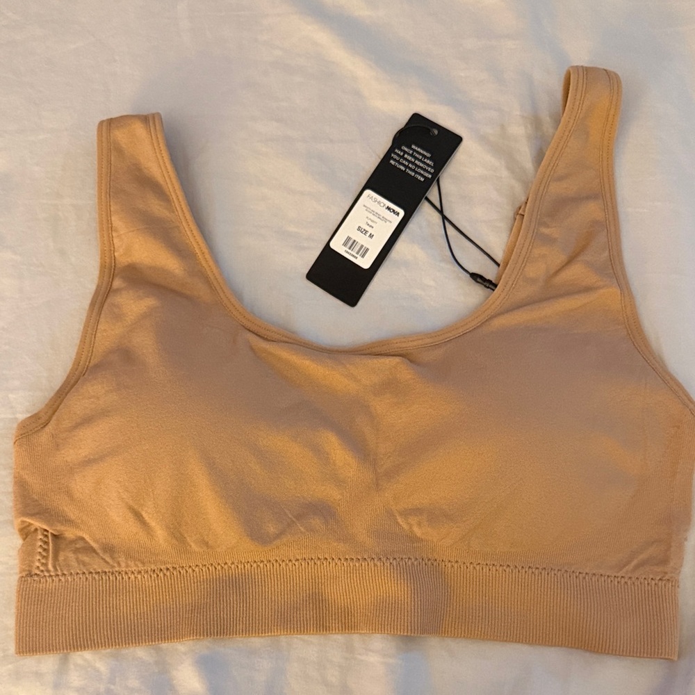 Fashion Nova Nude Bralette M NWT